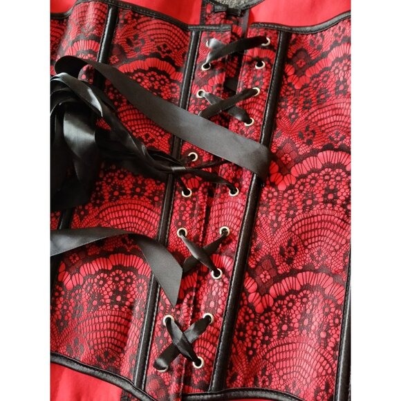 ADORE ME Red Corset Black Lace Size 4X  Gothic Victorian Garter Straps Plus Size - Picture 5 of 7